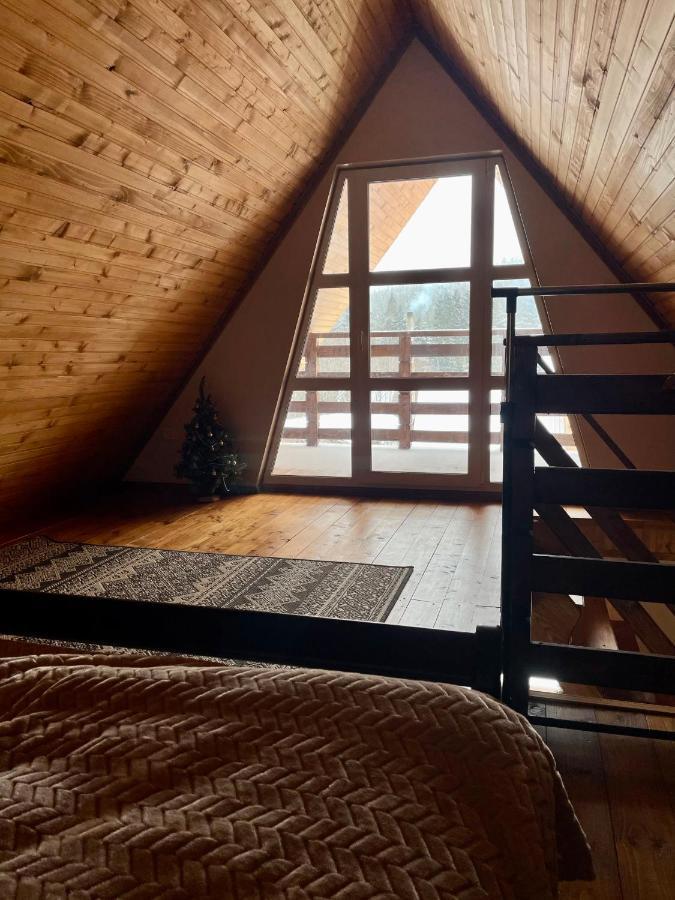 Hill Hut Villa Myta Luaran gambar