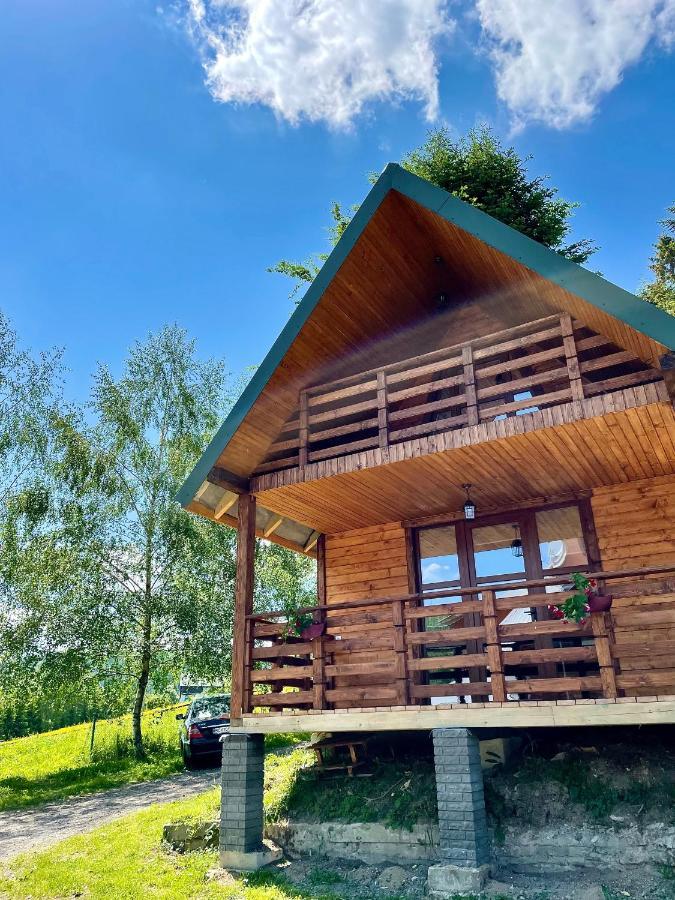 Hill Hut Villa Myta Luaran gambar